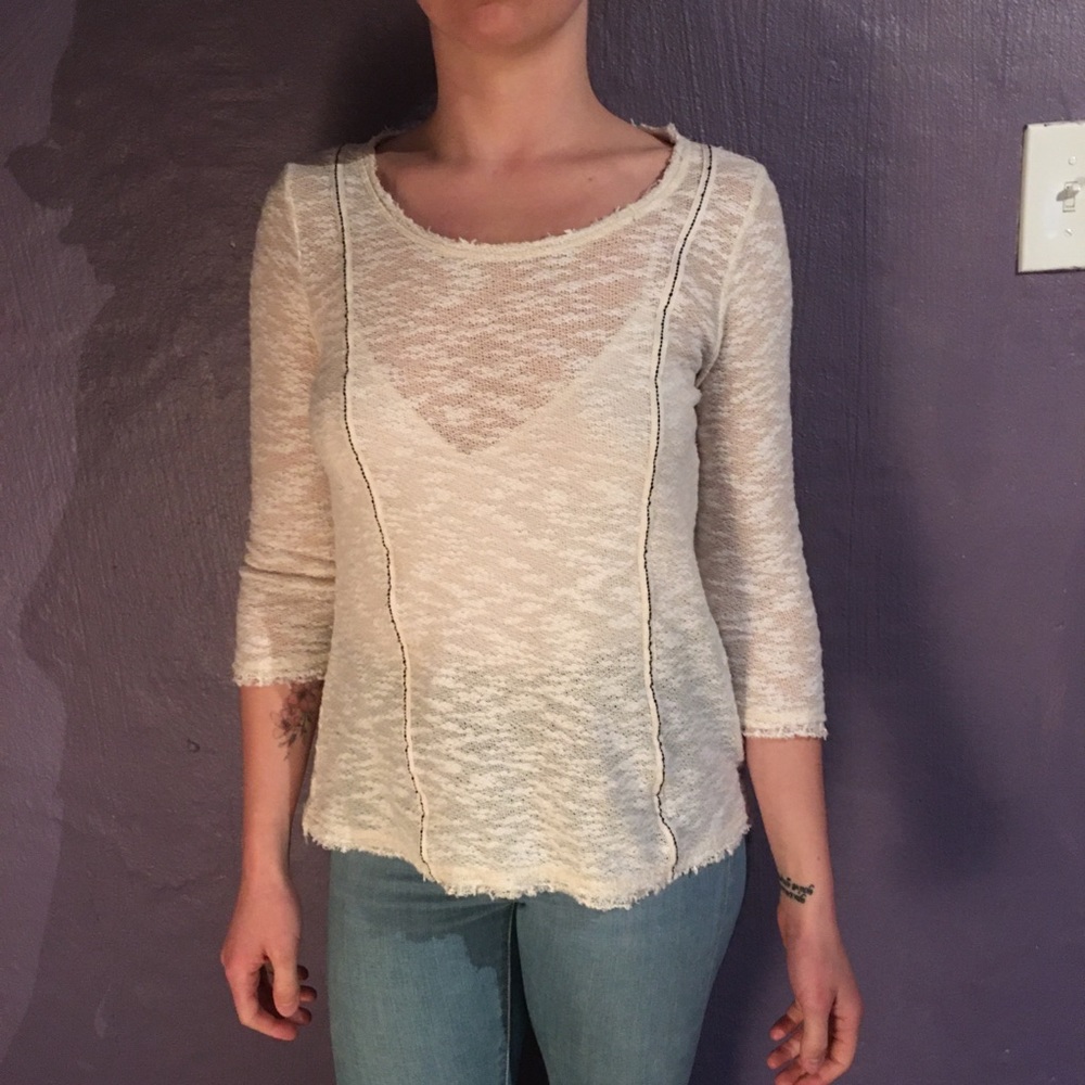 White long sleeve knit blouse